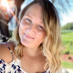 Meet your Posher, Ashlynn